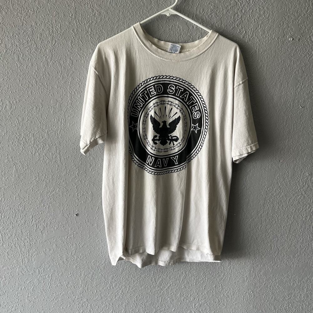 Vintage White United States Navy Tshirt Men’s Large Short Sleeve Graphic Tee